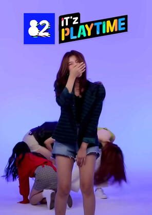 Hello82 + IT'z Playtime